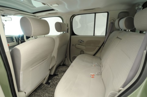 Nissan Cube 2008. Artist: Simon Clay.
