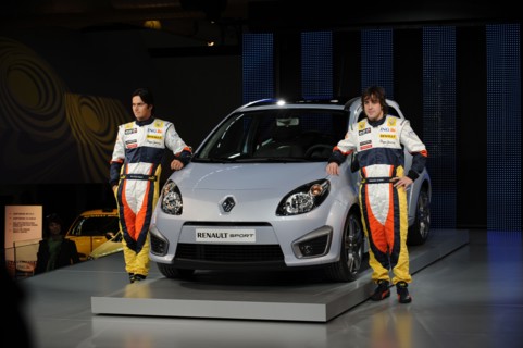 Renault Twingo Sport - launch 2007. Artist: Simon Clay.