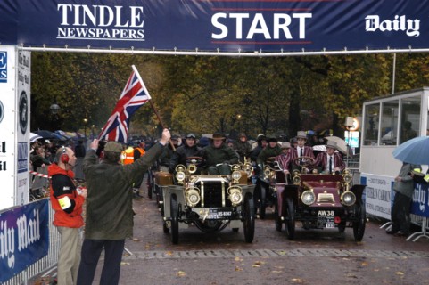 2003 London to Brighton Run start. Artist: Unknown.