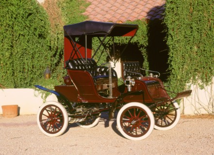 1903 Pierce Motorette Runabout. Artist: Unknown.