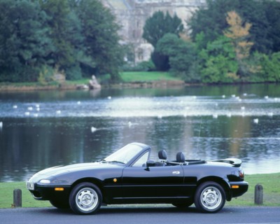 1995 Mazda MX 5. Artist: Unknown.