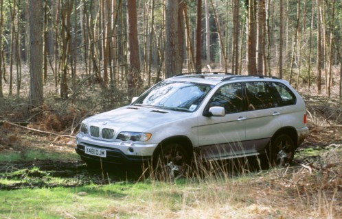 2001 BMW X5 4.4i. Artist: Unknown.