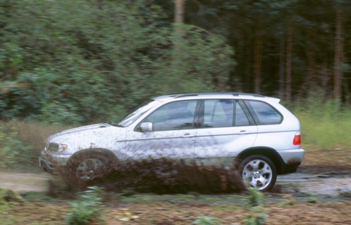 2001 BMW X5 4.4i. Artist: Unknown.