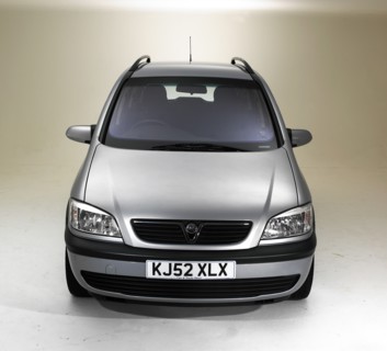 2002 Vauxhall Zafira Artist: Unknown.