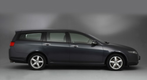 2003 Honda Accord Tourer i-vtec Artist: Unknown.