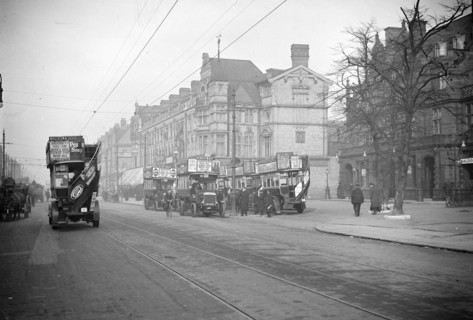 AEC B-type and Daimler MET buses, London. Artist: Bill Brunell.