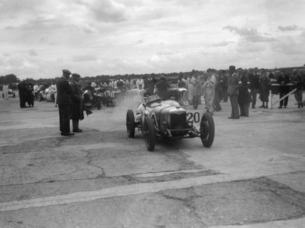 Riley 9 Brooklands at the LCC Relay GP, Brooklands, 25 July 1931. Artist: Bill Brunell.