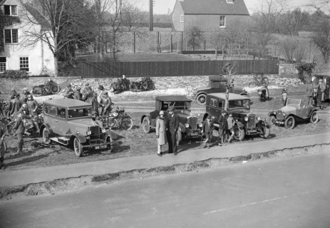 The Surbiton Motor Club Grand Cup, the Talbot Hotel, Ripley, Surrey, 1929. Artist: Bill Brunell.