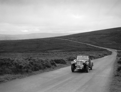 John Donald Barnes' Autosports team Singer B37 at the MCC Torquay Rally, July 1937. Artist: Bill Brunell.