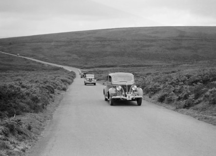 Ford V8s of Viscount Chetwynd and J Whalley competing at the MCC Torquay Rally, July 1937. Artist: Bill Brunell.