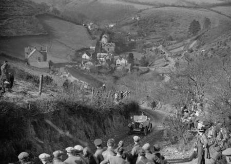 Riley Tourer competing in the MCC Lands End Trial, Beggars Roost, Devon, 1928 or 1929. Artist: Bill Brunell.