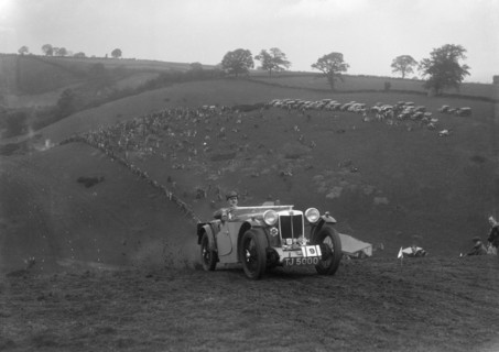 Cream Cracker Team MG PA of JM Toulmin at the Singer CC Rushmere Hill Climb, Shropshire 1935. Artist: Bill Brunell.