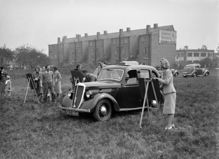 Standard Flying Ten at the Standard Car Owners Club Gymkhana, 8 May 1938. Artist: Bill Brunell.