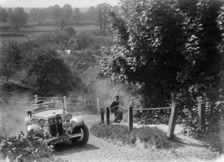1933 Standard Avon taking part in a West Hants Light Car Club Trial, Ibberton Hill, Dorset, 1930s. Artist: Bill Brunell.