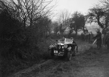 MG M type of GJ Rea at the Sunbac Colmore Trial, near Winchcombe, Gloucestershire, 1934. Artist: Bill Brunell.