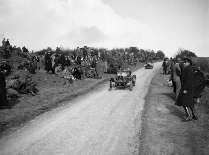Aston Martin of Bertie Kensington-Moir, Essex Motor Club Kop Hillclimb, Buckinghamshire, 1922. Artist: Bill Brunell.