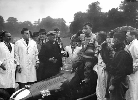 Bert Hadley and his winning Austin car, Imperial Trophy, Crystal Palace, 1939. Artist: Bill Brunell.
