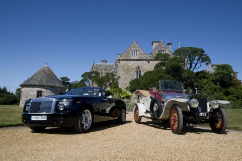 2009 Rolls Royce Phantom Drophead Coupe with 1909 Rolls Royce Silver Ghost Artist: Unknown.