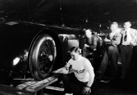 Sunbeam 1000hp World Land speed record attempt at Daytona 1927 Artist: Unknown.