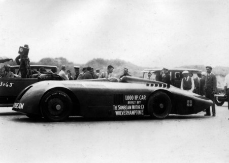 Sunbeam 1000hp World Land speed record attempt at Daytona 1927 Artist: Unknown.