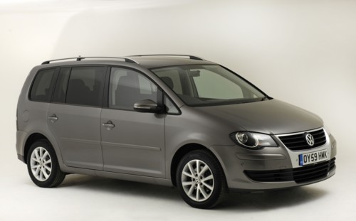 2009 Volkswagen Touran Tdi Artist: Unknown.