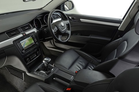 2011 Skoda Superb Tsi Artist: Unknown.
