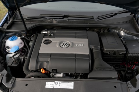 2011 Vokswagen Golf R Tsi Artist: Unknown.