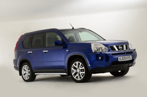 2009 Nissan X-Trail Artist: Unknown.