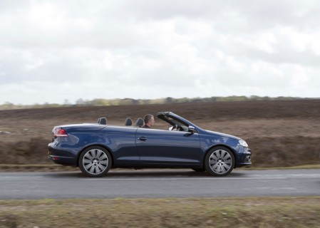 2011 Volkswagen EOS 2.0 Tdi Artist: Unknown.