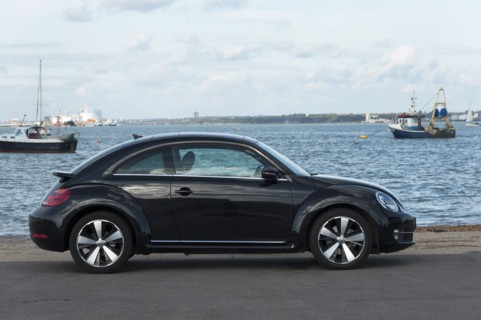 2012 Volkswagen Beetle Artist: Unknown.