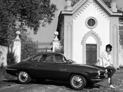 1965 Alfa Romeo Giulia Sprint Speciale coupe Artist: Unknown.