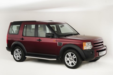 2005 Land Rover Discovery 3 Artist: Unknown.