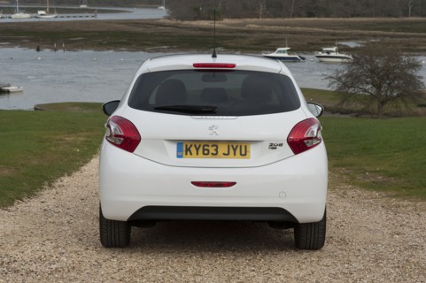 2014 Peugeot 208 Hdi Artist: Unknown.