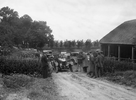 Morris Oxford and 1929 Crossley at the JCC Inter-Centre Rally, 1932. Artist: Bill Brunell.