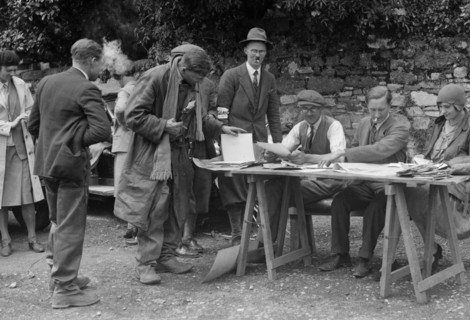 Brighton  and Hove Motor Club Brighton-Beer Trial, Countess Wear Hotel, Exeter, Devon, 1930. Artist: Bill Brunell.