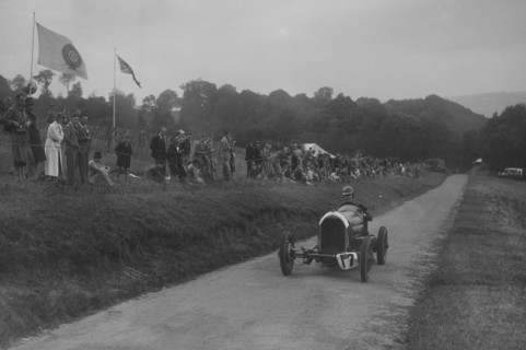 Bolster Special of R Bolster, MAC Shelsley Walsh Speed Hill Climb, Worcestershire, 1935. Artist: Bill Brunell.