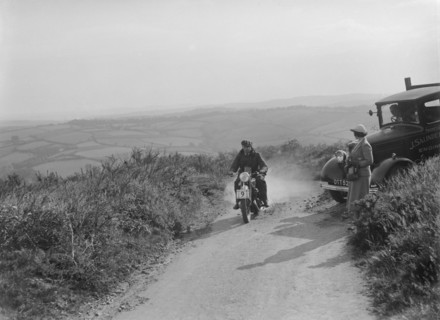 490 cc DKW of HS Yelland competing in the MCC Torquay Rally, 1938. Artist: Bill Brunell.