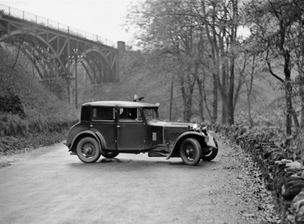 OM of PD Walker competing in the MCC Sporting Trial, 1930. Artist: Bill Brunell.
