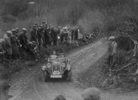 Singer of JAH Gott competing in the MCC Lands End Trial, 1935. Artist: Bill Brunell.