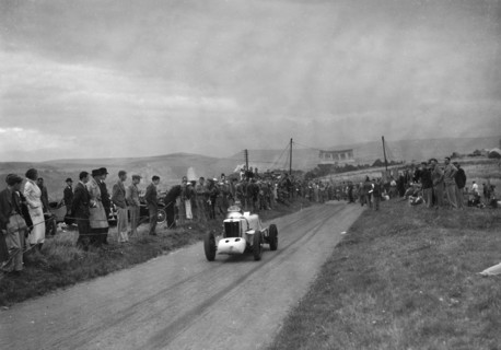 MG of JKW Baines competing in the Bugatti Owners Club Lewes Speed Trials, Sussex, 1937. Artist: Bill Brunell.