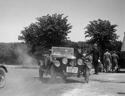 AC Acedes Six open tourer of J Mollart competing in the B&HMC Brighton Motor Rally, 1930. Artist: Bill Brunell.