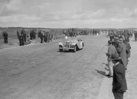 SS 1 4-seater tourer competing in the RSAC Scottish Rally, 1934. Artist: Bill Brunell.