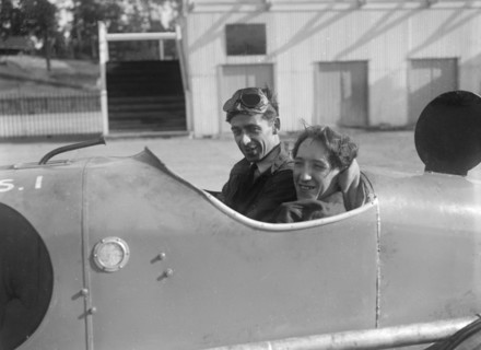 Alvis of CM Harvey, JCC 200 Mile Race, Brooklands, 1921. Artist: Bill Brunell.