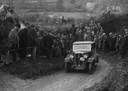 Standard of AV Spotiswoode competing in the MCC Exeter Trial, Ibberton Hill, Dorset, 1930. Artist: Bill Brunell.