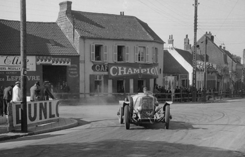 Georges Irat of Ernest Andre competing at the Boulogne Motor Week, France, 1928. Artist: Bill Brunell.