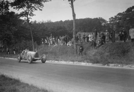 Bugatti Type 35 competing at the Boulogne Motor Week, France, 1928. Artist: Bill Brunell.