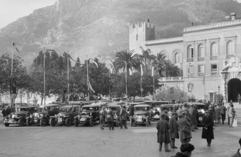 Cars at the Monte Carlo Rally, Monaco, 1929. Artist: Bill Brunell.