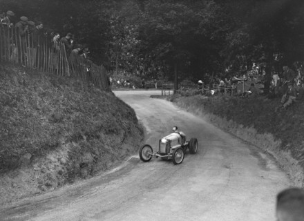 'Terror', Frazer-Nash of RGJ Nash, MAC Shelsley Walsh Hill Climb, Worcestershire, 1932. Artist: Bill Brunell.