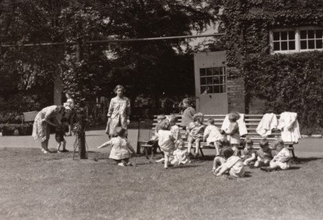Rowntree wartime nursery school, York, Yorkshire, 1944. Artist: Unknown