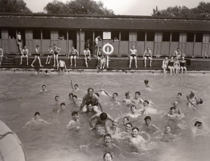 Children play in the swimming baths, York, Yorkshire, 1955. Artist: Unknown